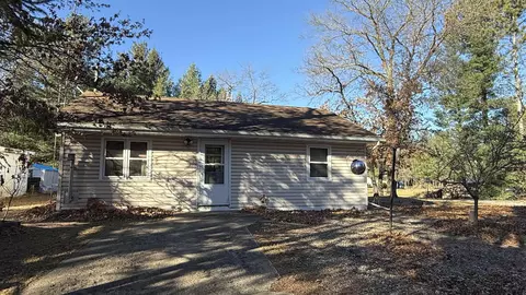 n8945 Deer Path, New Lisbon, WI 53950