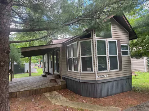 117 Misty Pines Dr, Wisconsin Dells, WI 53965