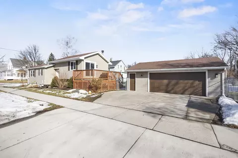 501 E Maple St, Appleton, WI 54915