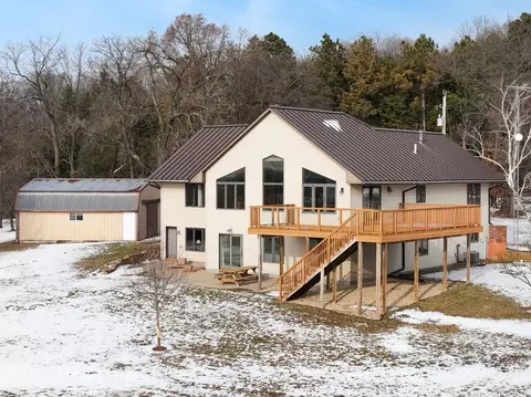 6851 Dugway Rd, Ridgeway, WI 53582