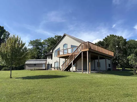 6851 Dugway Rd, Ridgeway, WI 53582