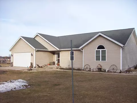 n6702 12th Road, Montello, WI 53949