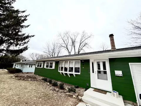 6013 Raymond Rd, Madison, WI 53711
