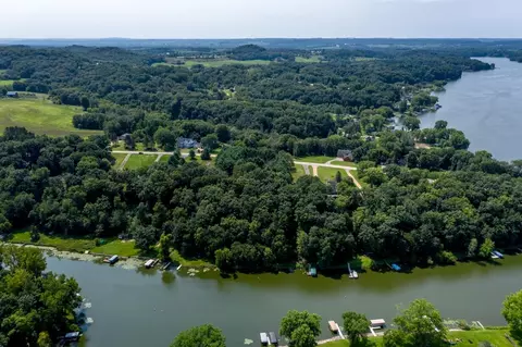 e4756 East Redstone Drive, La Valle, WI 53941 photo 14