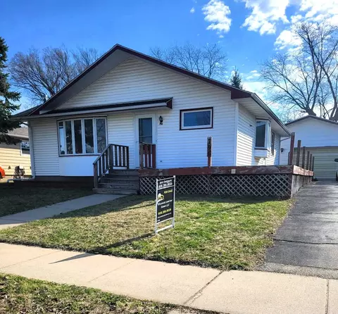 796 Overview Ct, Prairie Du Chien, WI 53821