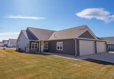 357 Isham St, Stoughton, WI 53589