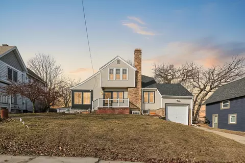 117 S Main St, Monticello, WI 53570