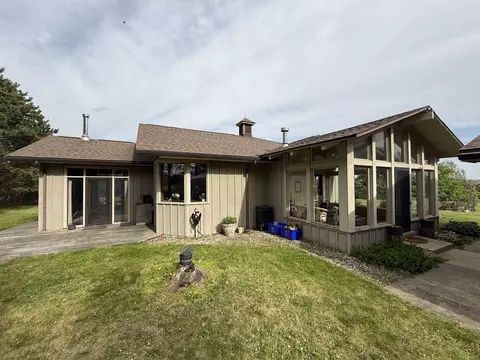 e11616 North Reedsburg Road, Baraboo, WI 53913