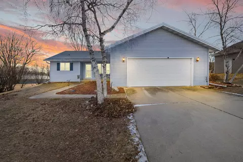 210 Forest St, Fox Lake, WI 53933