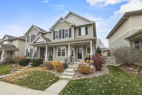 1482 Wild Iris St, Sun Prairie, WI 53590