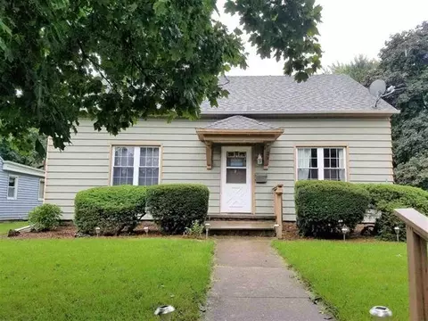 1335 10th St, Beloit, WI 53511
