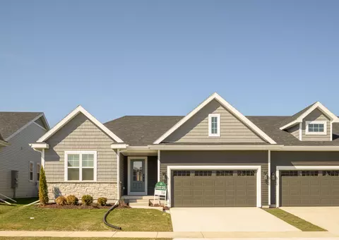 2158 Waters Edge Trl, Madison, WI 53718