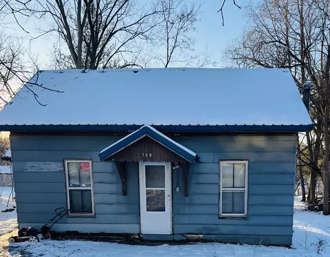 768 S James St, Richland Center, WI 53581