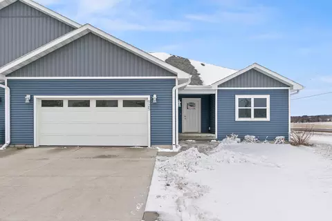 925 Roosevelt St, Baraboo, WI 53913