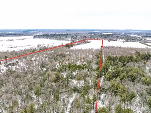 40 Ac 11th Ave, Wisconsin Dells, WI 53965