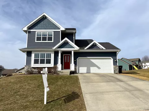 613 Trotter Dr, Mount Horeb, WI 53572