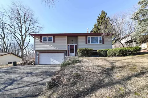 6 Esther Ct, Madison, WI 53714