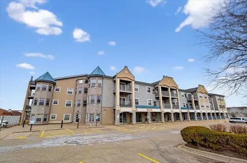 2320 Jackson St #214, Stoughton, WI 53589