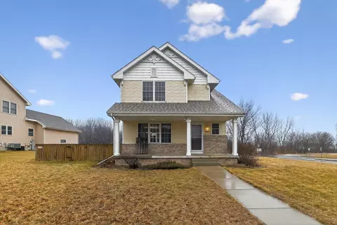 1211 Gas Light Dr, Sun Prairie, WI 53590