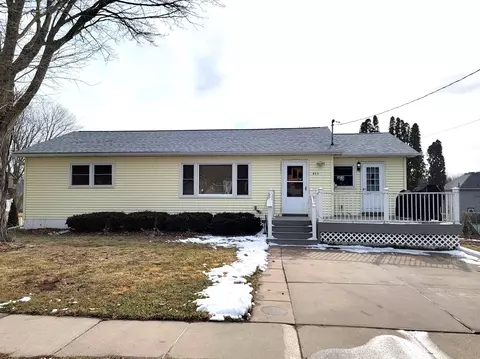 425 Jefferson St, Platteville, WI 53818