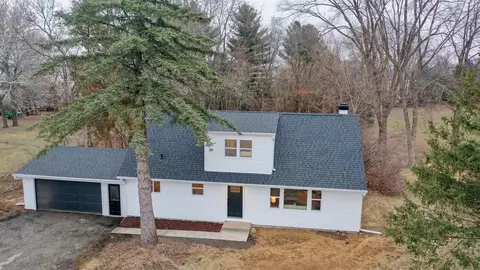 4554 S John Paul Rd, Milton, WI 53563