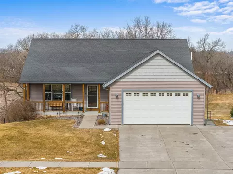 70 Me Me Ln, Reedsburg, WI 53959