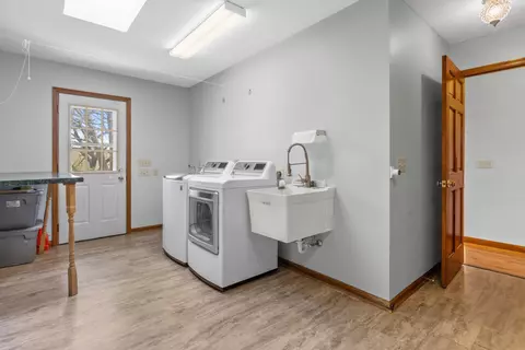 Other - 6237 S Edgewater Dr, Beloit, WI 53511 photo 8 of 16