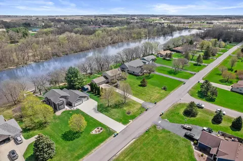 View/Area - 6237 S Edgewater Dr, Beloit, WI 53511 photo 5 of 9