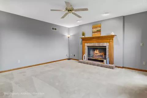 Living - 6237 S Edgewater Dr, Beloit, WI 53511 photo 2 of 5
