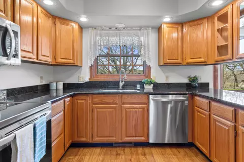 Kitchen - 6237 S Edgewater Dr, Beloit, WI 53511 photo 2 of 5