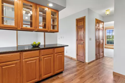 Entry Way - 6237 S Edgewater Dr, Beloit, WI 53511 photo 2 of 4