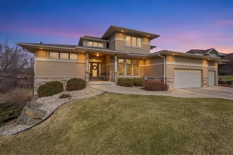 1918 Corinth Dr, Sun Prairie, WI 53590
