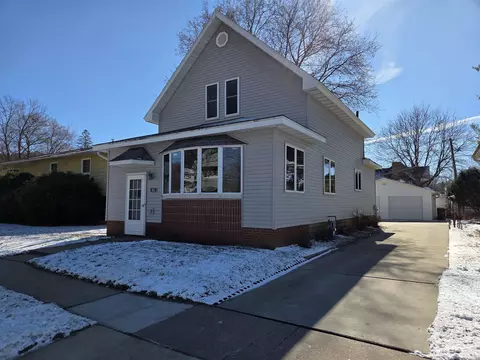 461 E Haseltine St, Richland Center, WI 53581