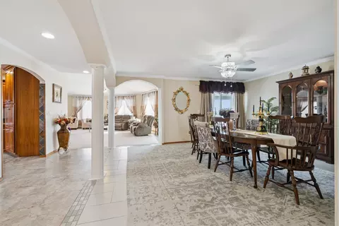 Entry Way - 214 Eagle Dr, Mcgregor, IA 52157 photo 3 of 4