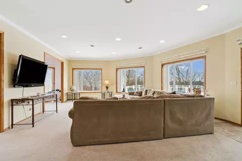 Living - 214 Eagle Dr, Mcgregor, IA 52157 photo 4 of 5