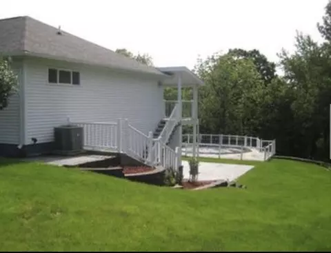 Exterior - 214 Eagle Dr, Mcgregor, IA 52157 photo 7 of 10