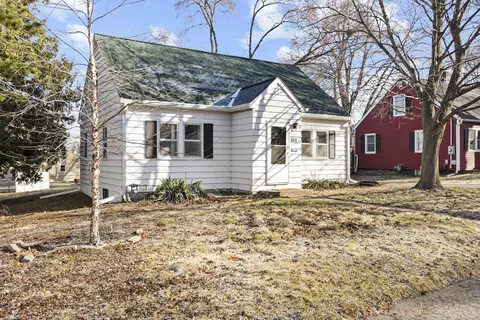 3914 Dennett Dr, Madison, WI 53714