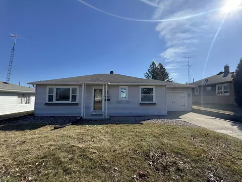 1614 25th Ave, Monroe, WI 53566