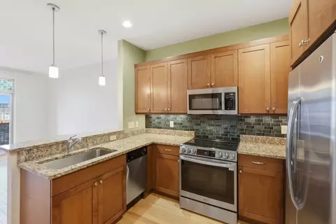 625 E Mifflin St #217, Madison, WI 53703