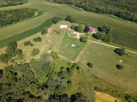 14177 Irish Ridge Rd, Mount Hope, WI 53816