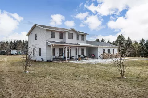 w7507 Iroquois Trail, Delavan, WI 53115