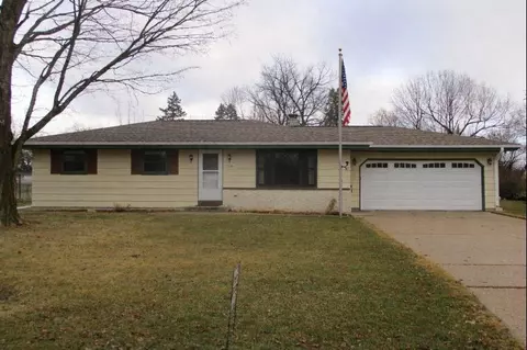 2509 N Bootmaker Dr, Beloit, WI 53511