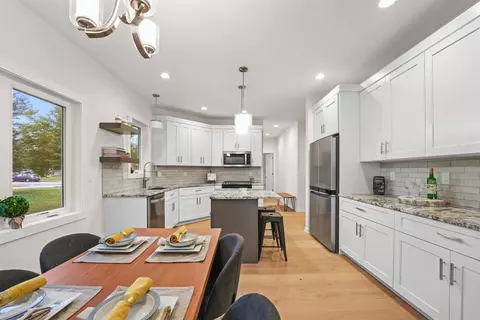 117 Ashberry Ln, Stoughton, WI 53589