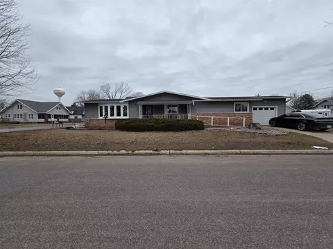 300 E Beech St, Muscoda, WI 53573