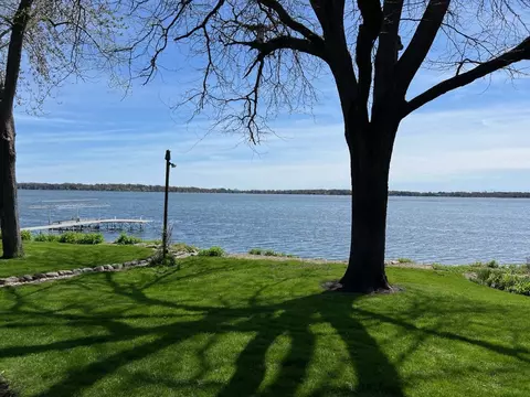 n6480 Shorewood Hills Road, Lake Mills, WI 53551