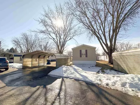 412 Gordon Ln, Onalaska, WI 54650