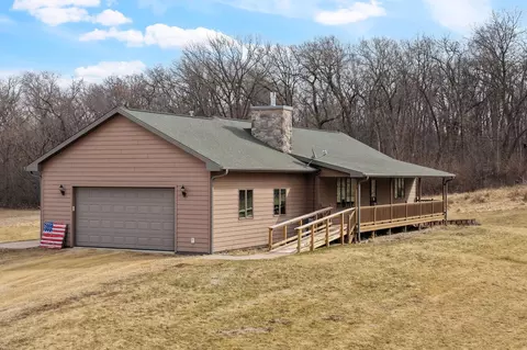 9620 W Topp Rd, Evansville, WI 53536