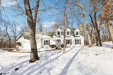 4927 Hickory Trl, Middleton, WI 53562