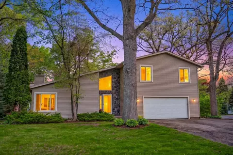 4514 Meadow Wood Cir, Deforest, WI 53532
