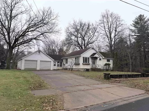 691 Market Ave, Port Edwards, WI 54469